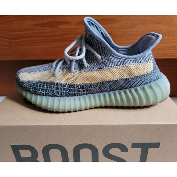 Adidas Yeezy Boost 350 V2 Ash Blue GY7657 - 7.5 EUC - Picture 3 of 9